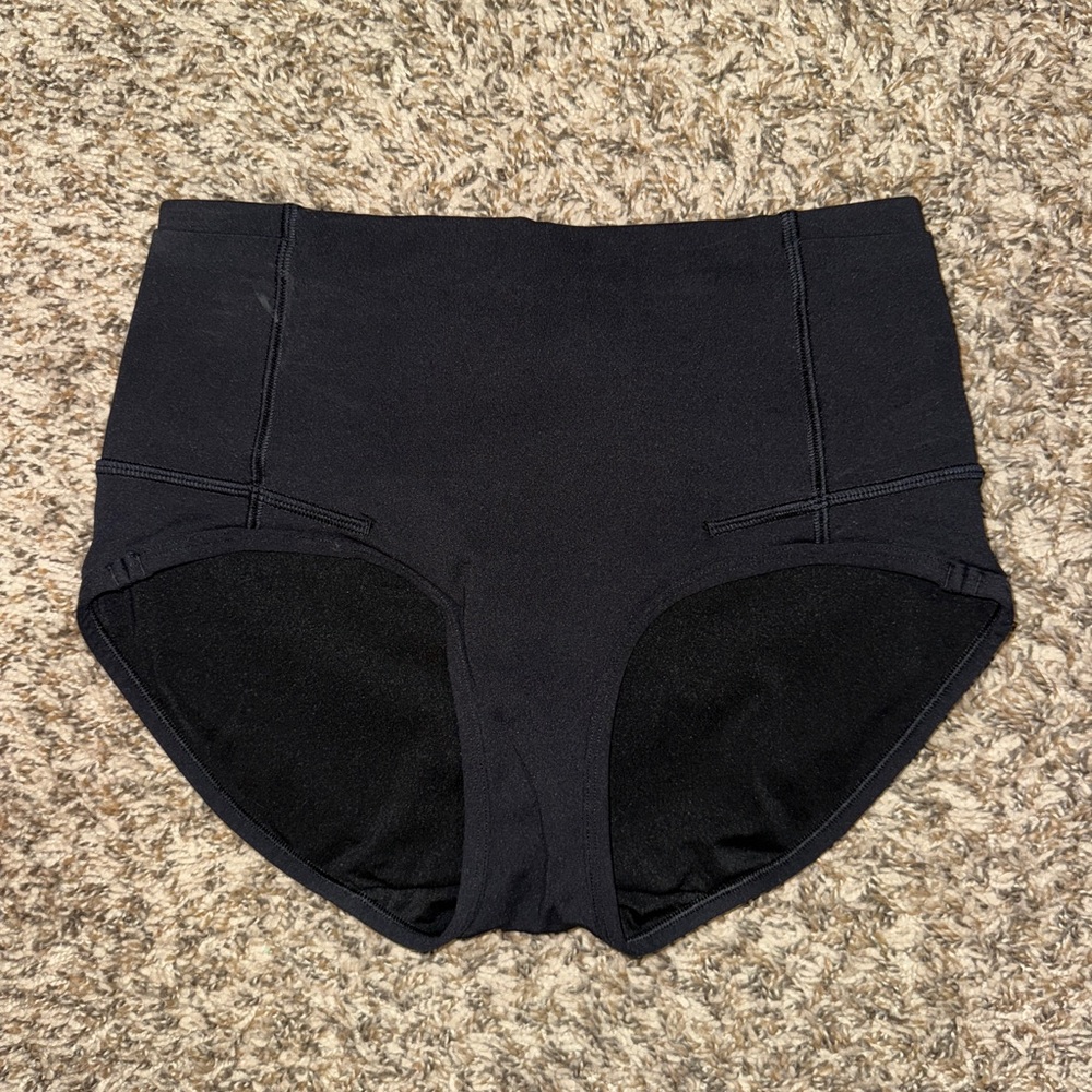 Lululemon Swift Speed High-Rise Race Brief